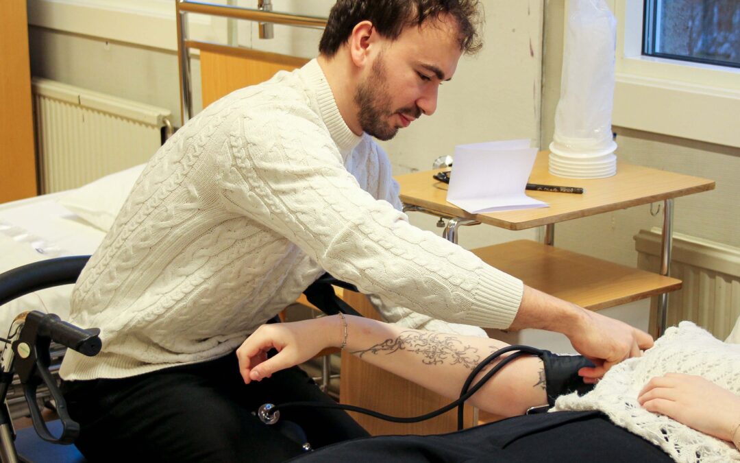 Bli undersköterska i höst!