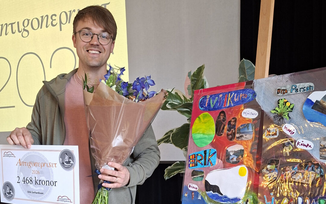 Erik tog emot sitt civilkuragepris